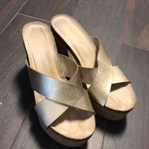 Kenneth Cole Gold Wedges